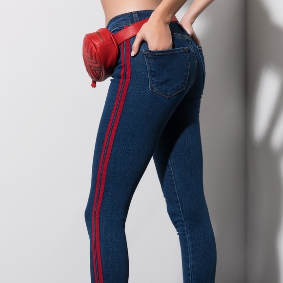 NWT Akira Denim Skinny Jeans - Picture 1 of 8